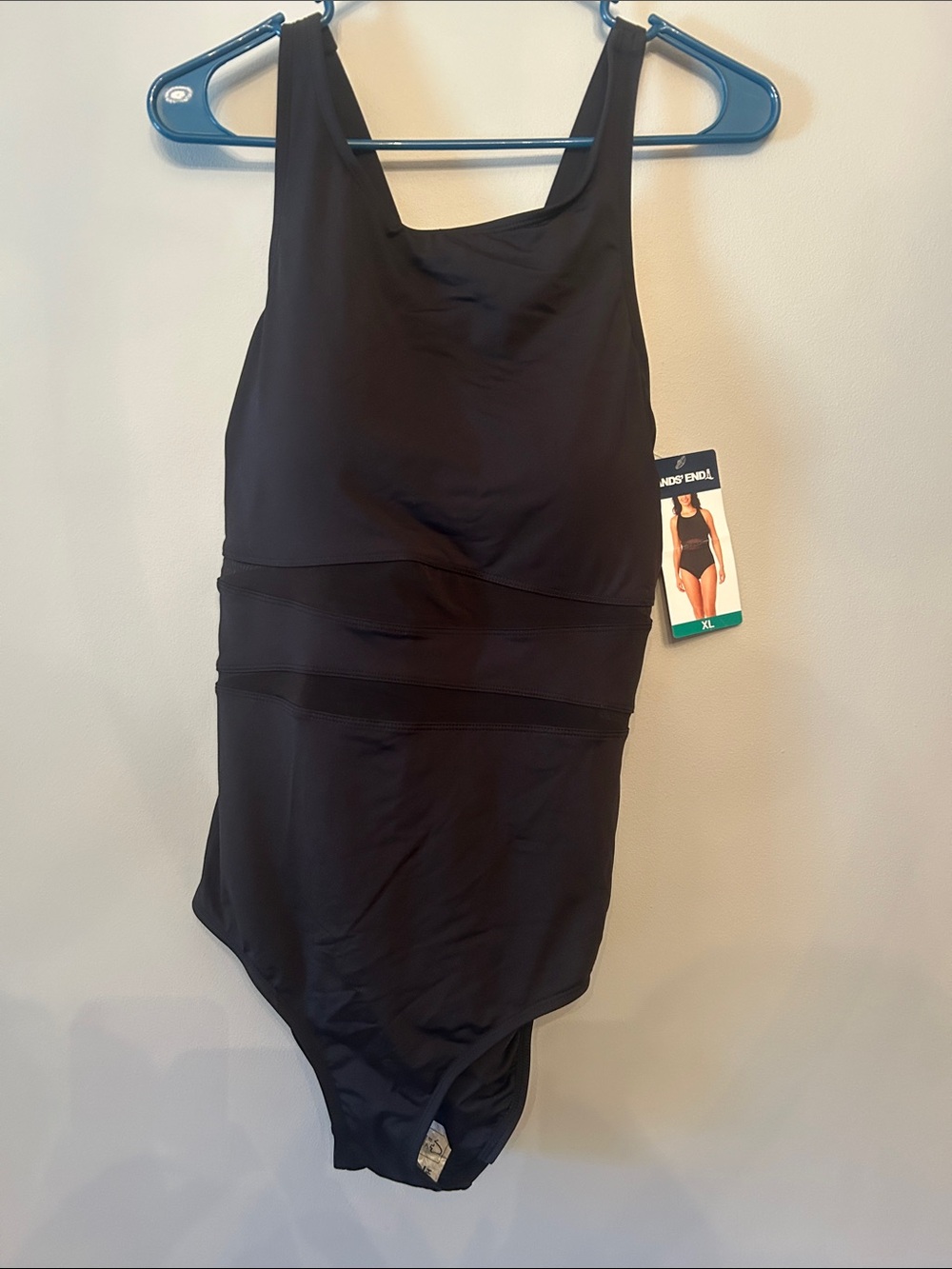 NWT Woman Lands’ End One Piece Swimsuit, Size XL, Black with Sheer TummyPaneling